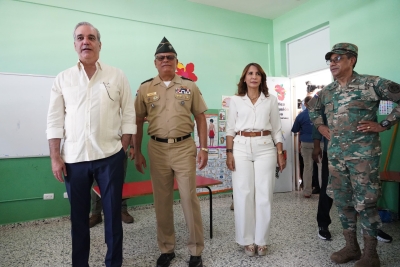 Presidente Abinader supervisa operativo médico y acción cívica del Ministerio de Defensa impactando más de 2,500 personas en Puerto Plata