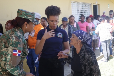 Ministerio de Defensa desarrolla jornada social integral en Hondo Valle para retirados y comunitarios de Elías Piña